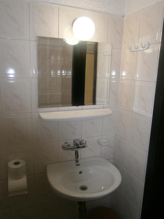 Ariana Hotel كيتن الغرفة الصورة